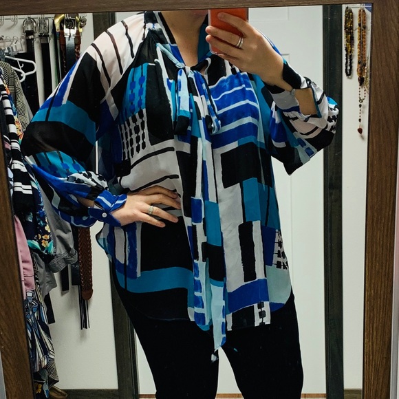 Lane Bryant Graphic Print Long Sleeve Blouse 14/16 - Picture 7 of 8